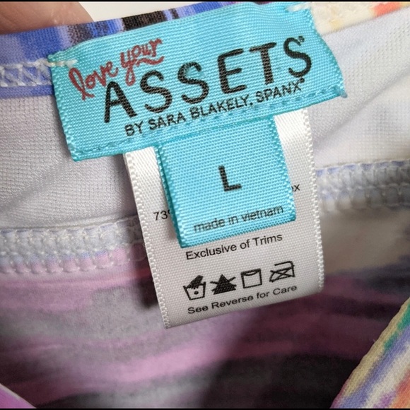 Spanx tankini top. Like new! - Picture 5 of 6